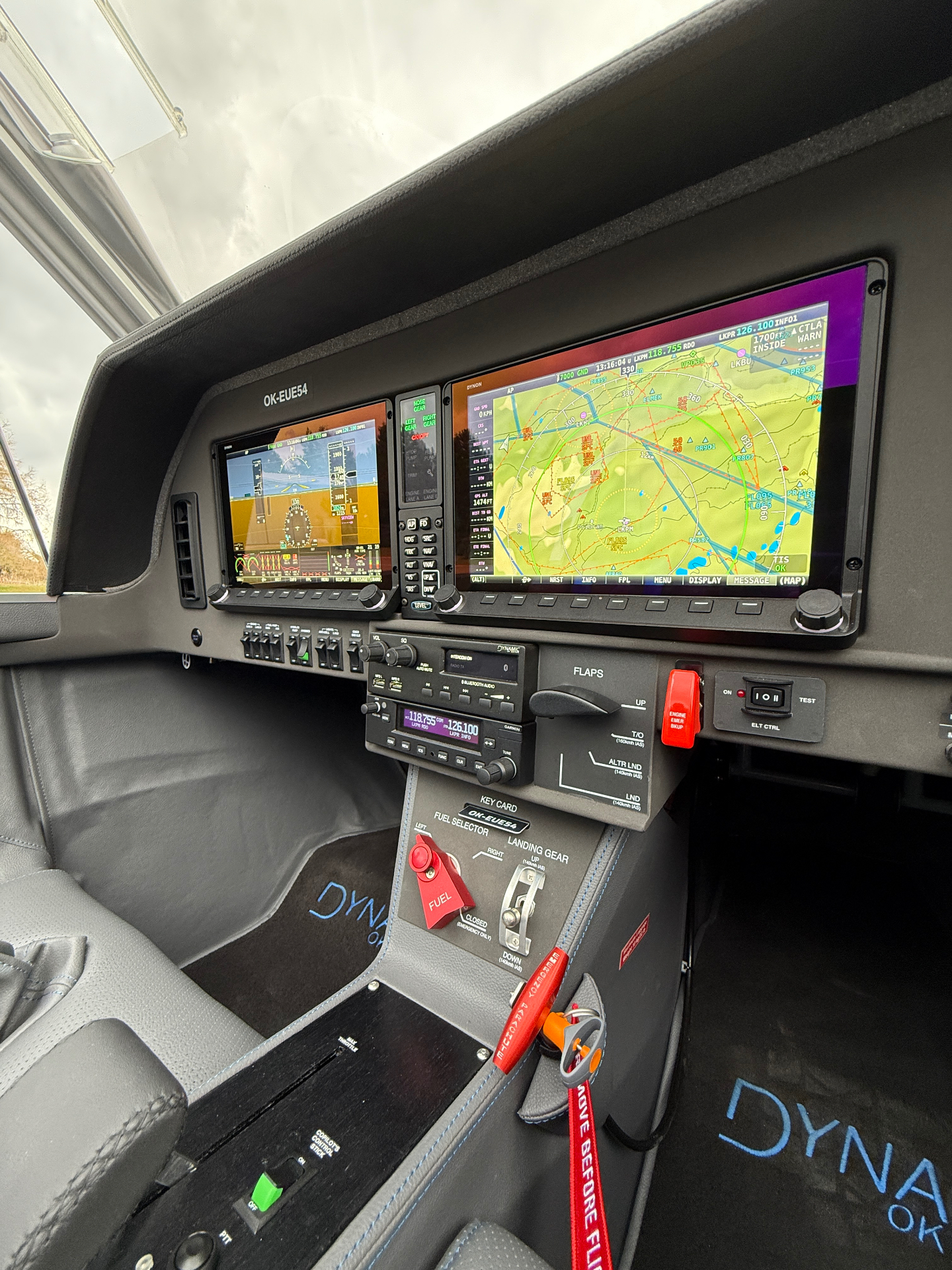 Dynamic OKA Dynon HDX dual-screen instrument panel